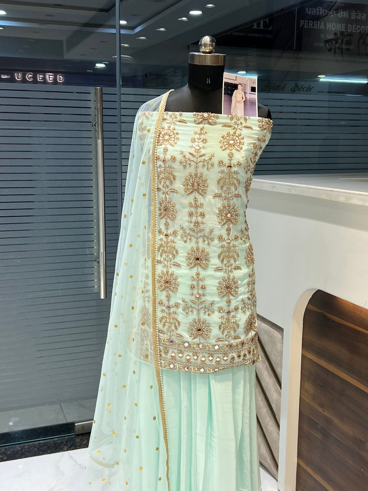 Handwork Loose Palazzo Suit - Pista